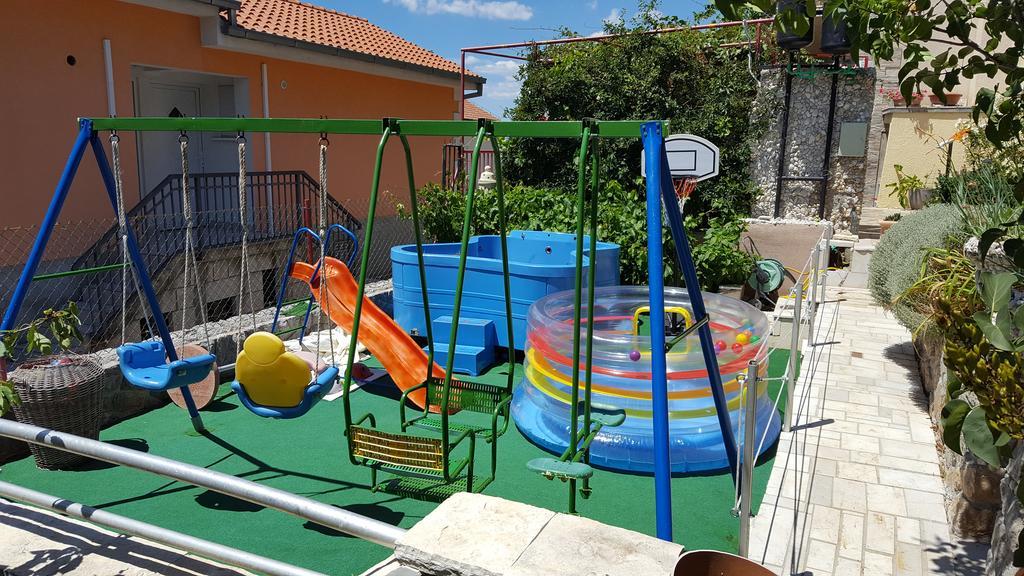 Apartment Mario Dramalj Exterior foto